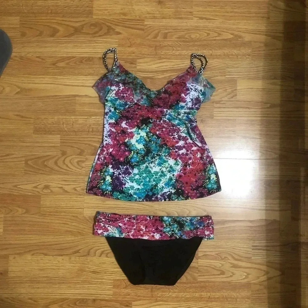Kenneth Cole Reaction Swimsuit 2 Pc Size Small